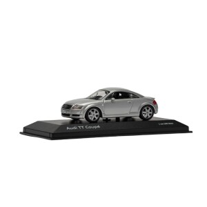 Audi TT Coupé ミニカー 1/43 スケール シルバー ディーラー正規品 Audi TT Coupé ミニカー シルバー 1:43 - メルカリ